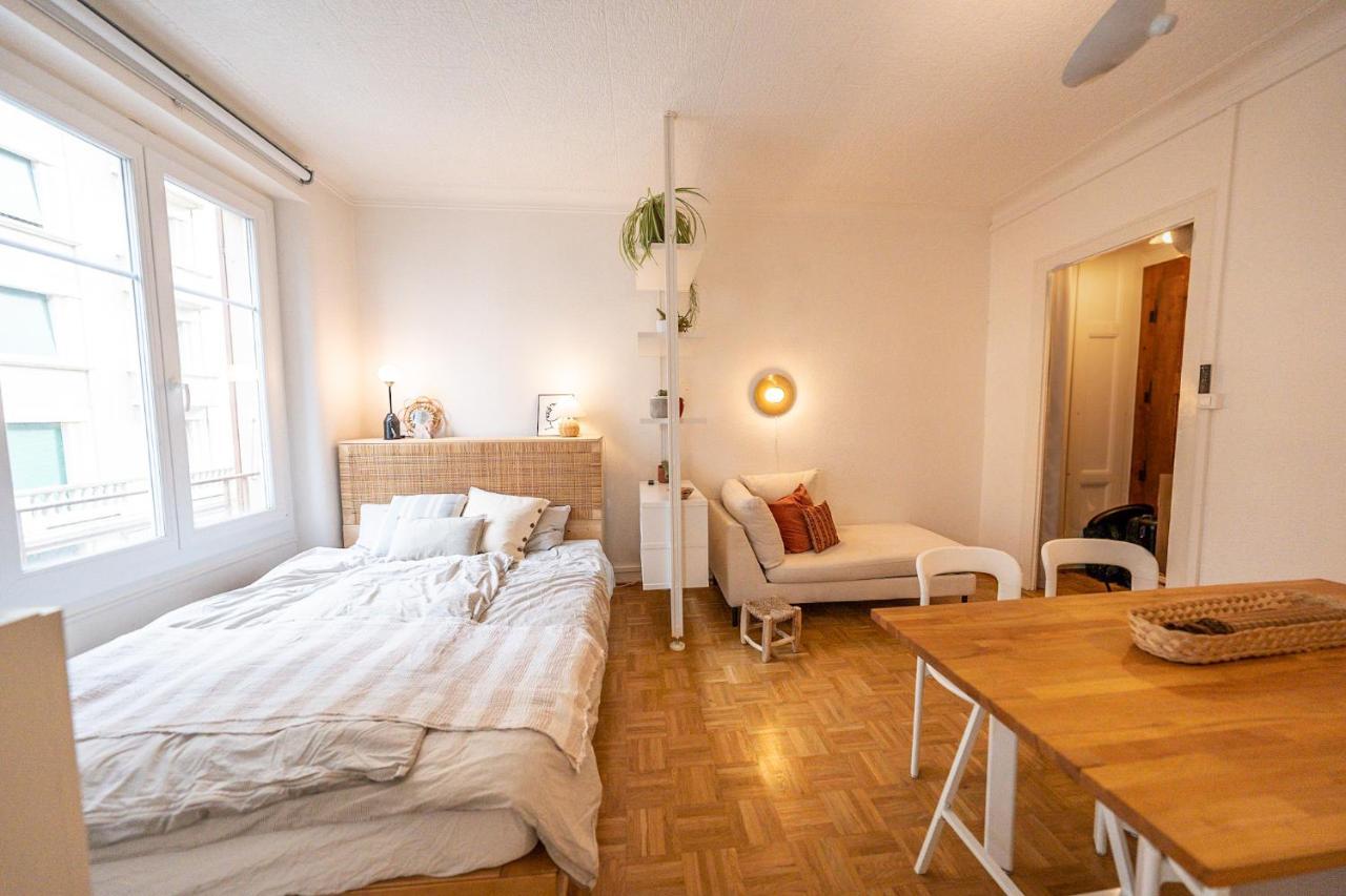 Beautiful Central Steps From Lake And Water Jet *