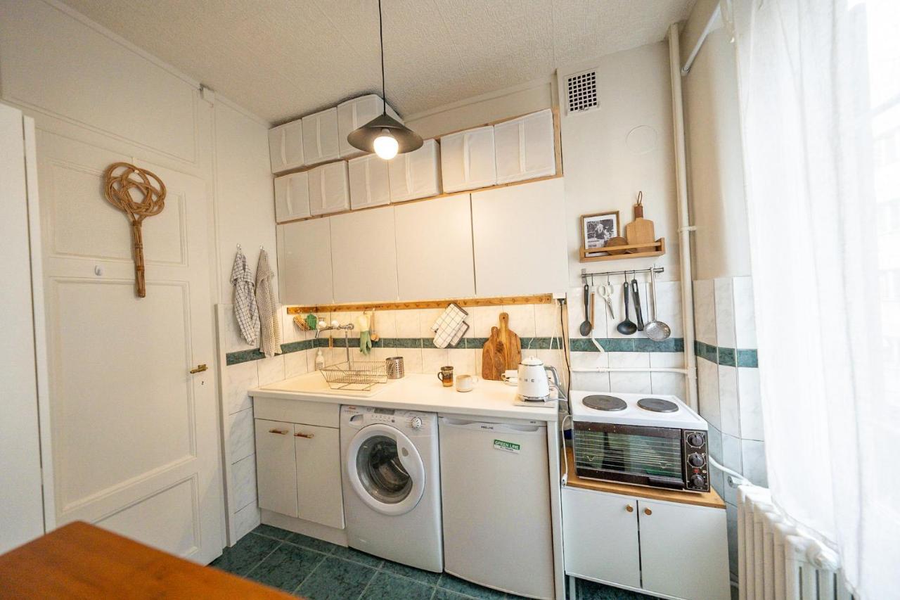 Beautiful Central Steps From Lake And Water Jet * Genève