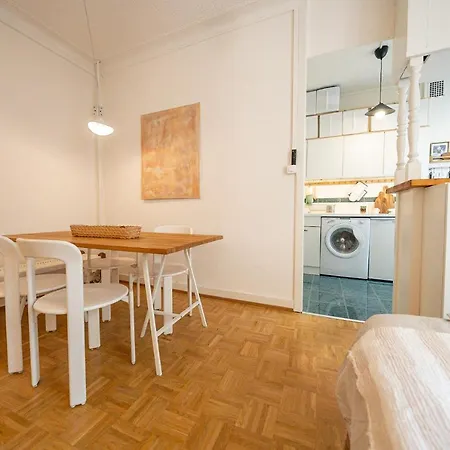 Appartement Beautiful Central Steps From Lake And Water Jet *