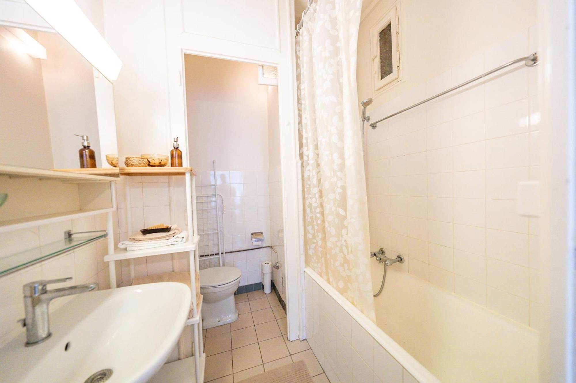 Apartamento Beautiful Central Steps From Lake And Water Jet *